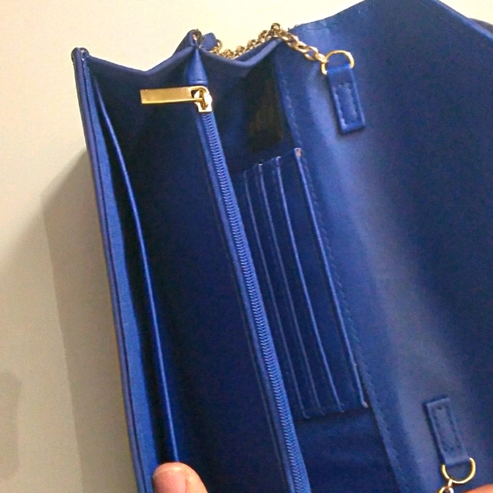 Blue Wallet Size String/Chain Shoulder Purse - Picture 3 of 5